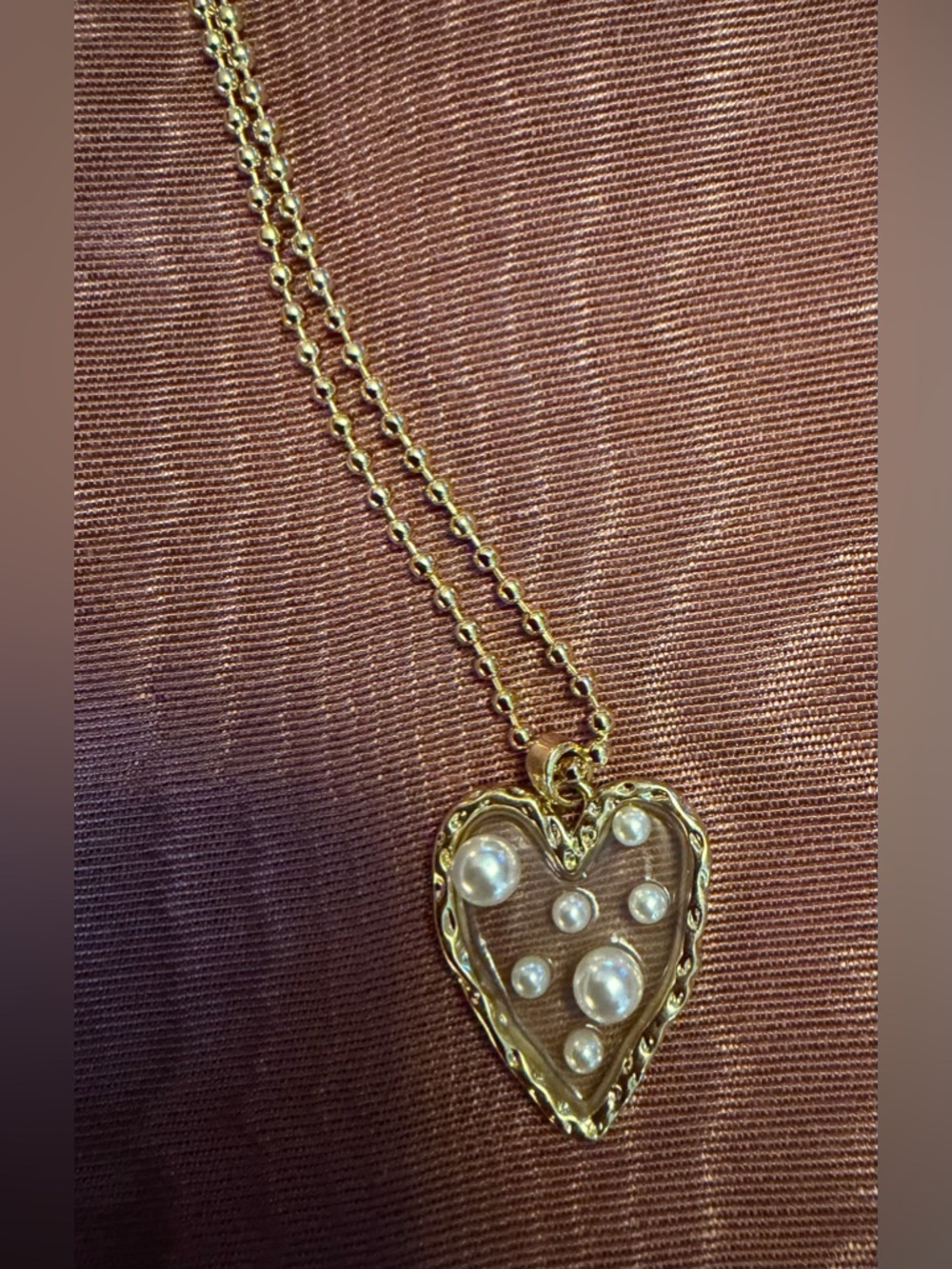 Jennifer Thames-Women’s Gold Heart Pendant Necklace with Pearlescent Accents NWT